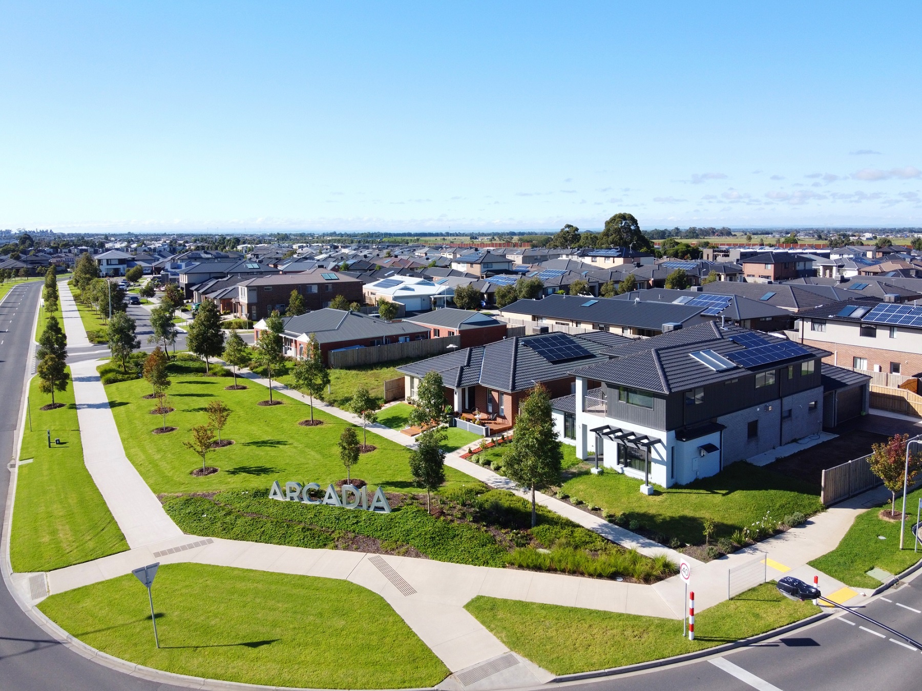 ศุภาลัยโตแกร่งเมืองจิงโจ้ รับโอน 12 โครงการใหม่_01.jpg